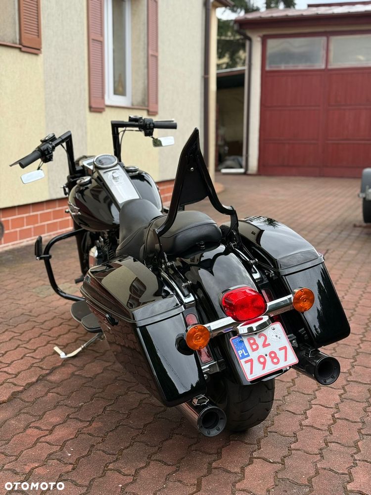 Harley-Davidson Touring Road King - 9