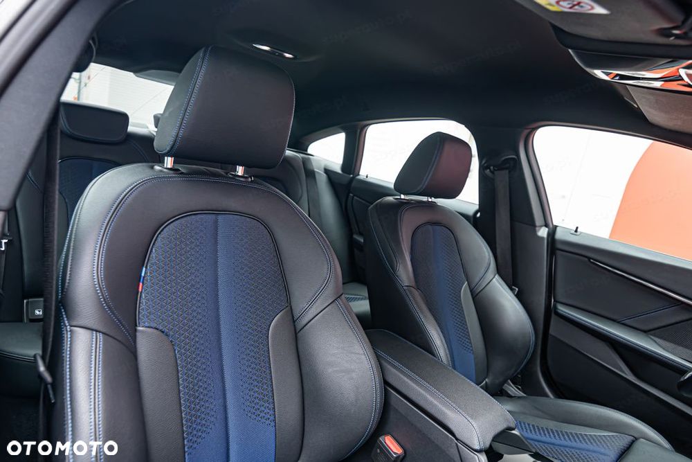 BMW Seria 2 216d M Sport - 8