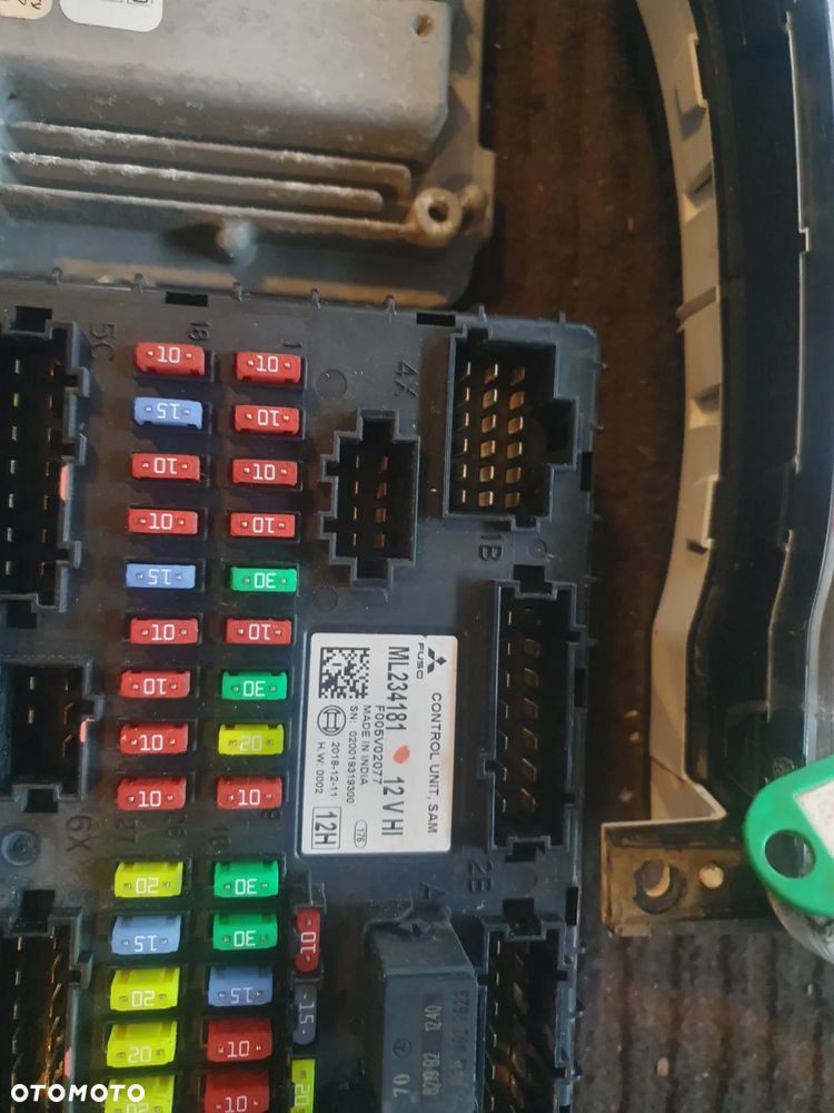 Komputer silnika Mitsubishi Canter Fuso 3C15 2019r. - 3