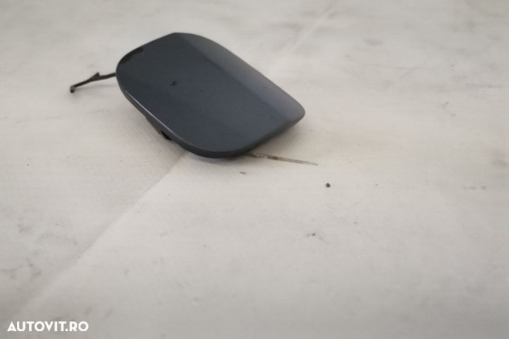 Capac Cui Tractare Bara Fata Original In Stare Buna Porsche  Cayenne - 2