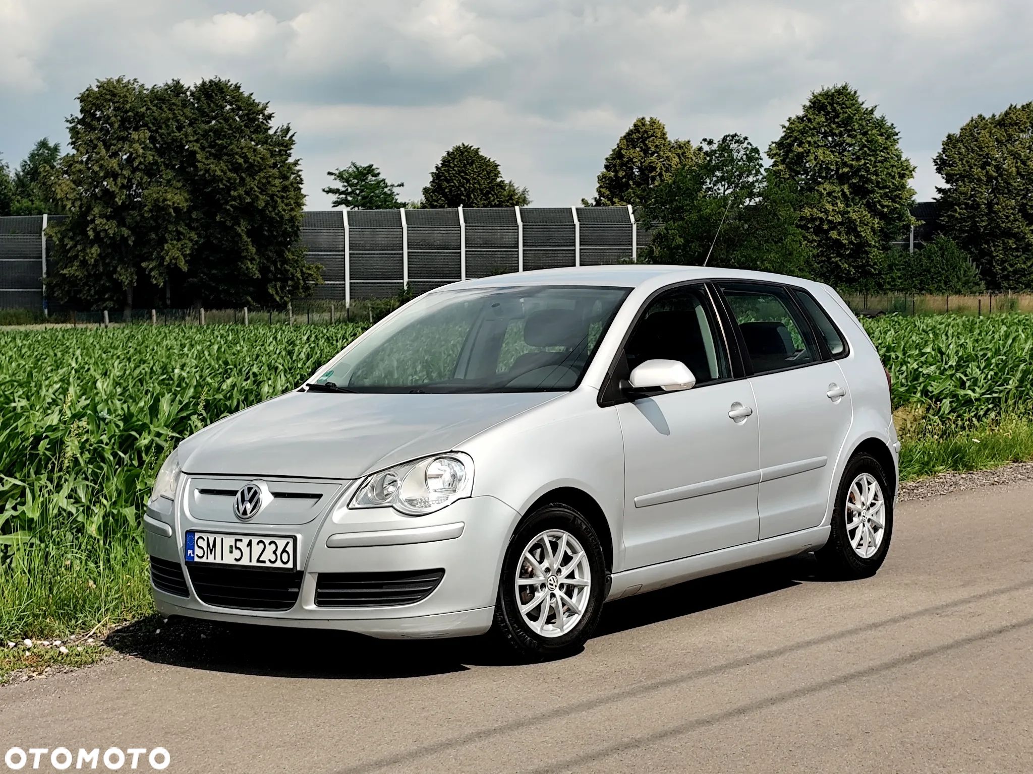 Volkswagen Polo 1.4 TDI Comfortline - 1