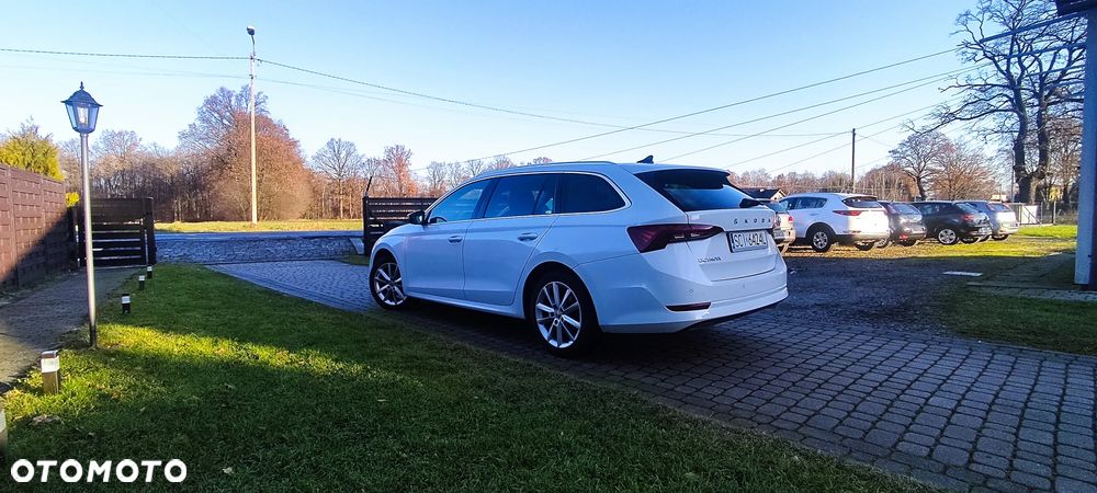 Skoda Octavia 2.0 TDI DSG Style - 40