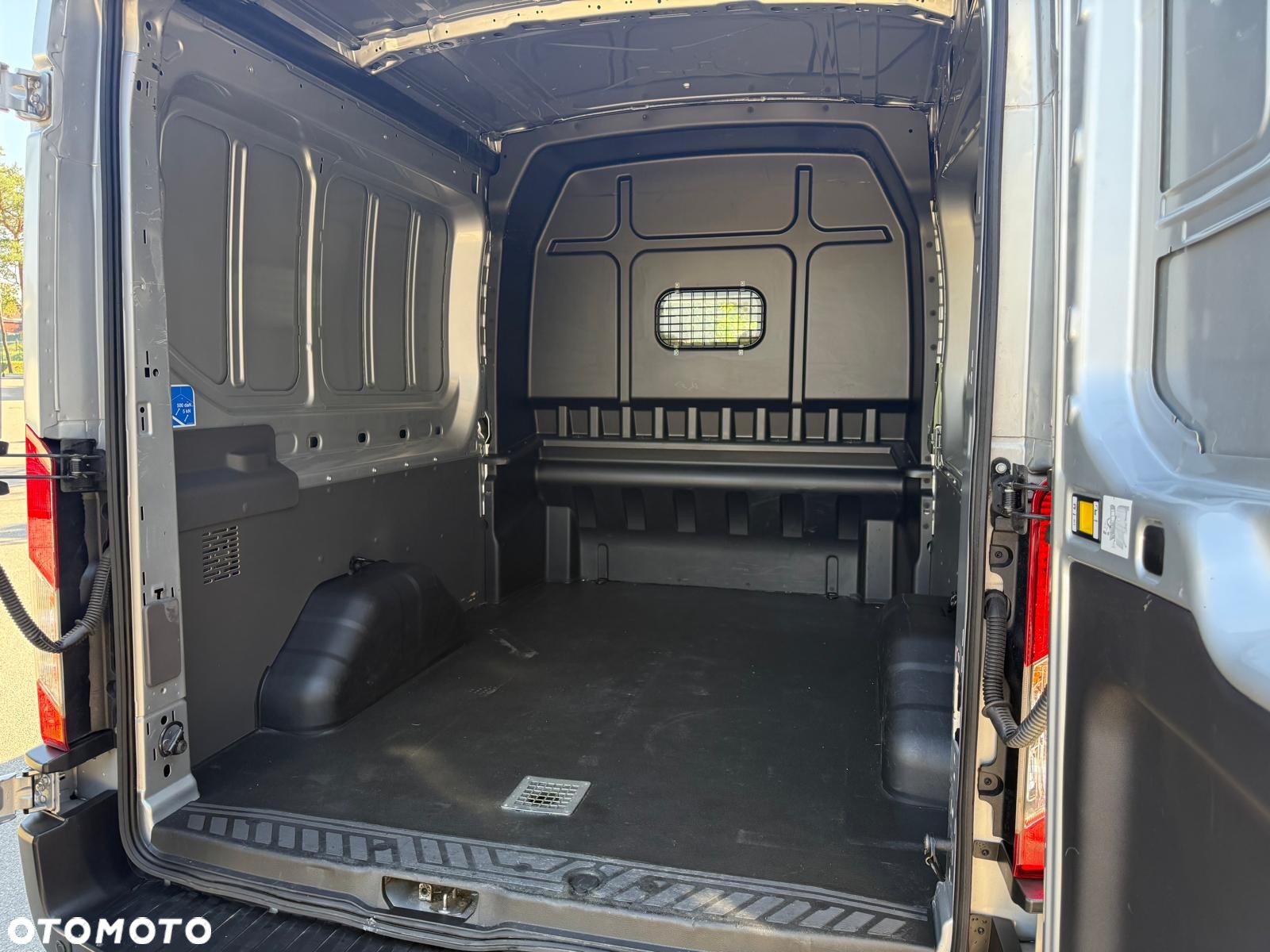 Ford Transit - 20