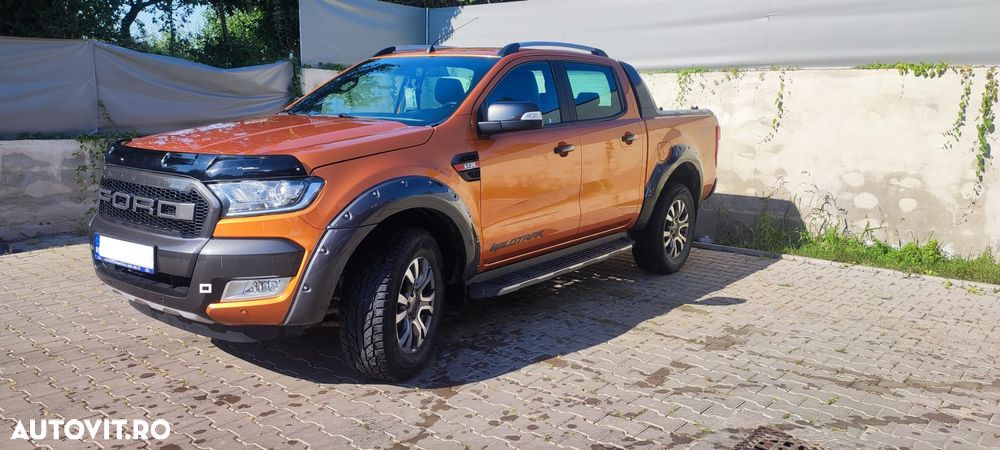 Ford Ranger Pick-Up 4x4 Cabina Dubla WILDTRACK Aut. - 2