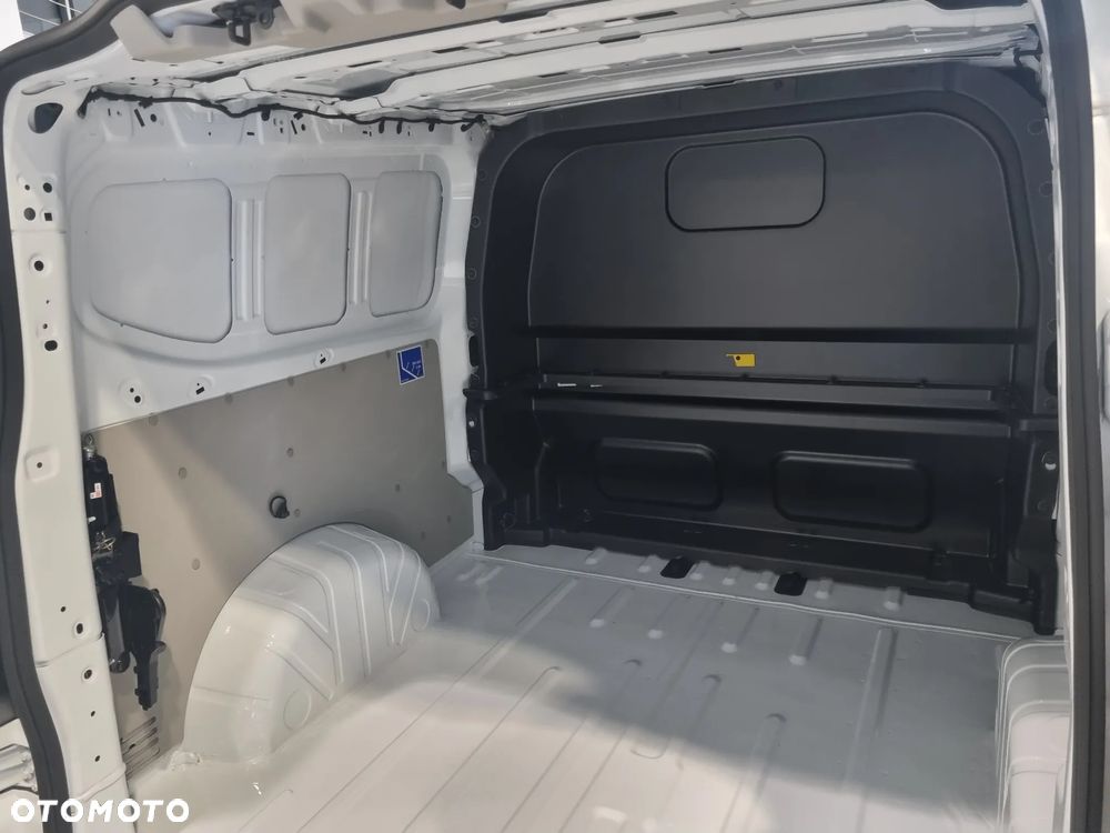 Ford Transit Custom - 23
