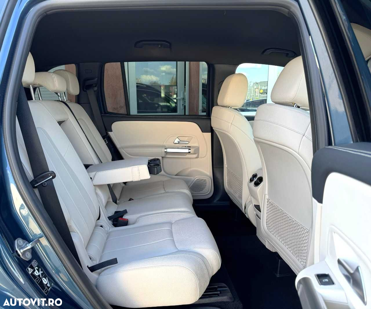 Mercedes-Benz GLB - 19