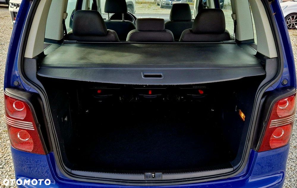 Volkswagen Touran 1.6 Trendline - 15