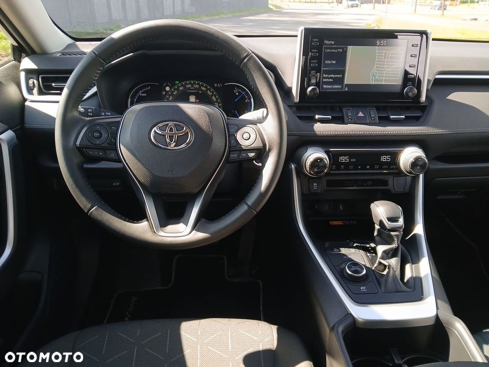 Toyota RAV4 - 25