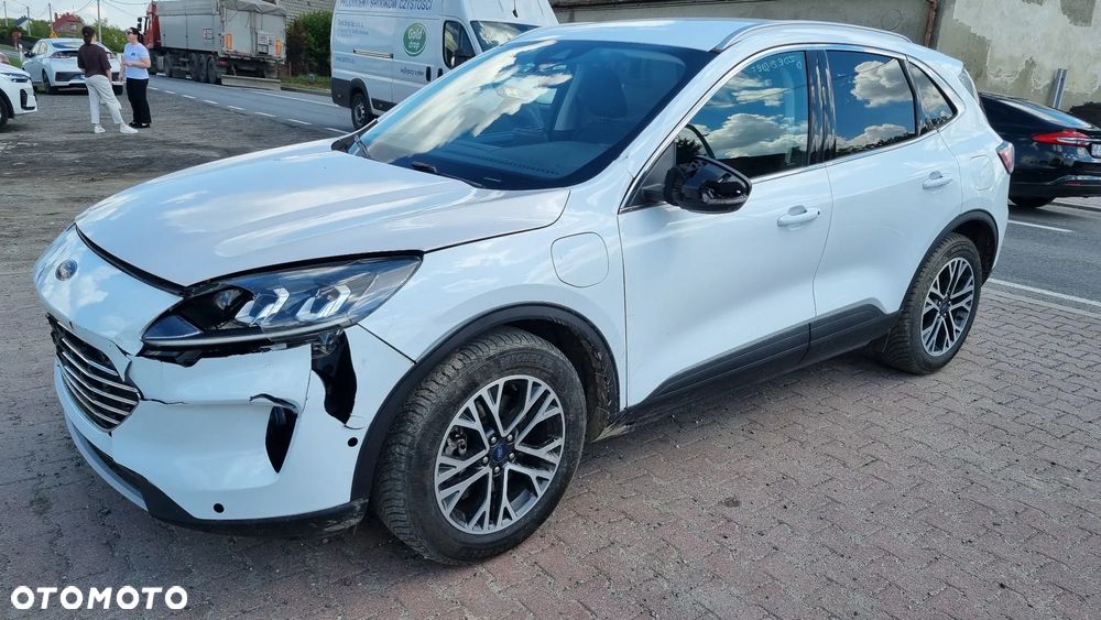 Ford Kuga - 6