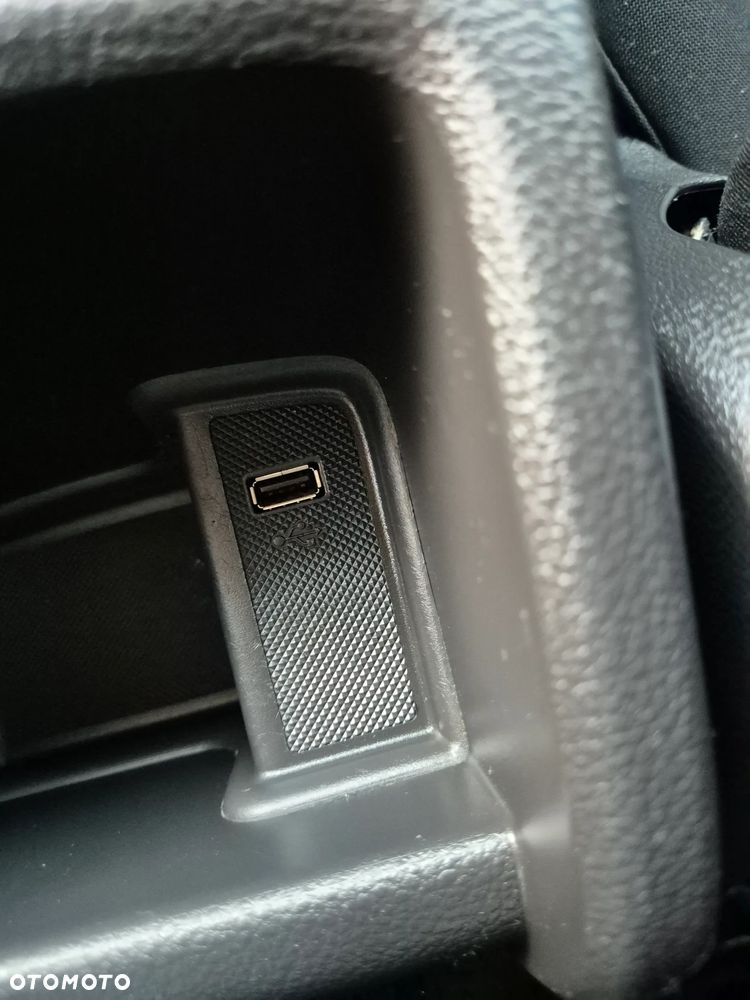 Ford Focus 1.0 EcoBoost Start-Stopp-System Ambiente - 21