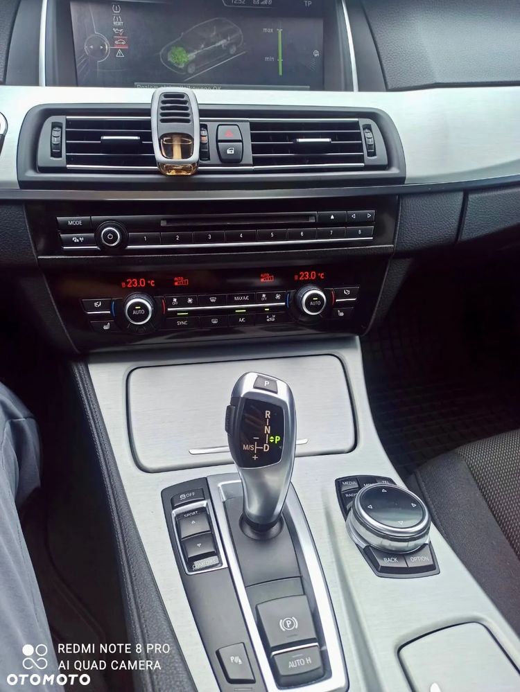 BMW Seria 5 530d xDrive - 17