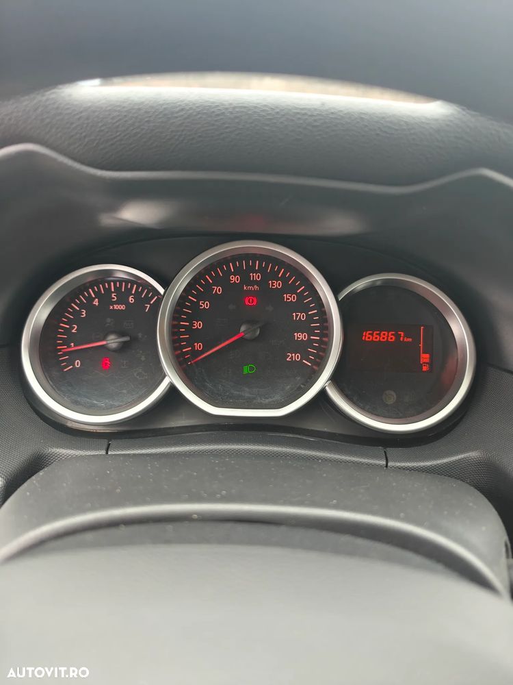 Dacia Duster dCi 110 FAP 4x4 Laureate - 10