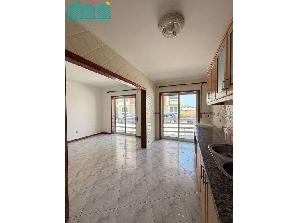 Apartamento T2 com Garagem Fechada na Gafanha da Nazaré - Grande imagem: 4/26