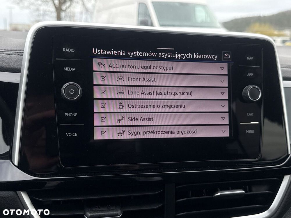 Volkswagen T-Roc 1.5 TSI R-Line DSG - 21