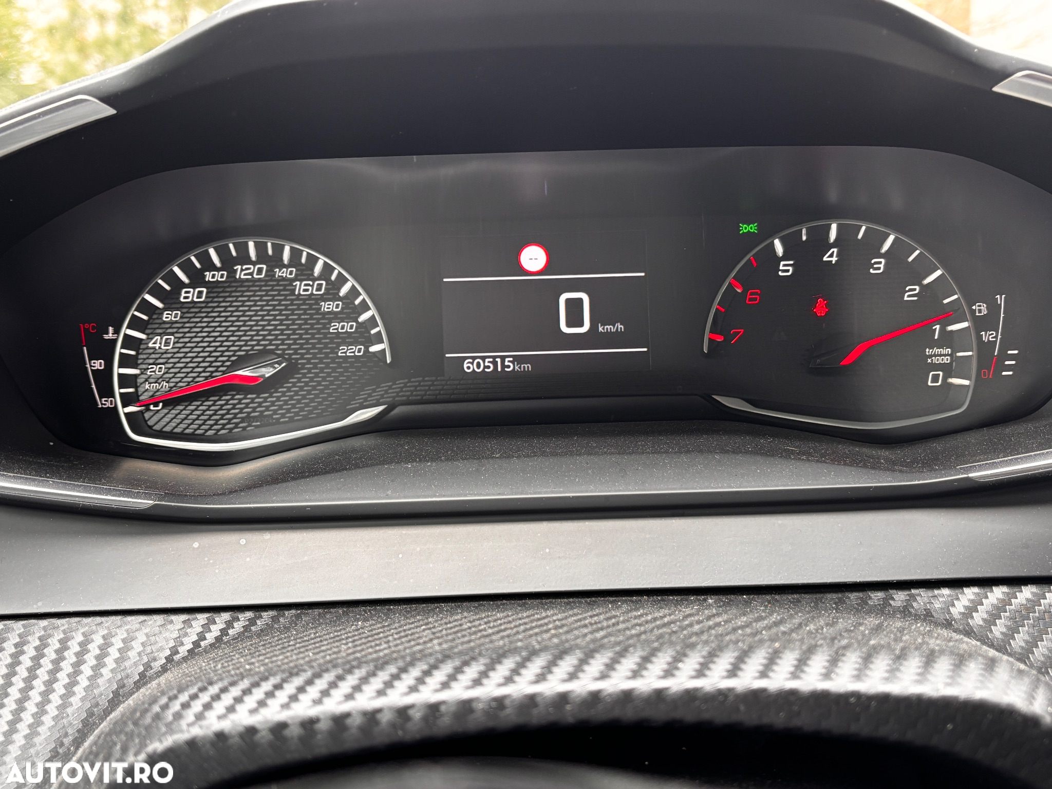 Peugeot 2008 1.2 L PureTech STT Active - 24