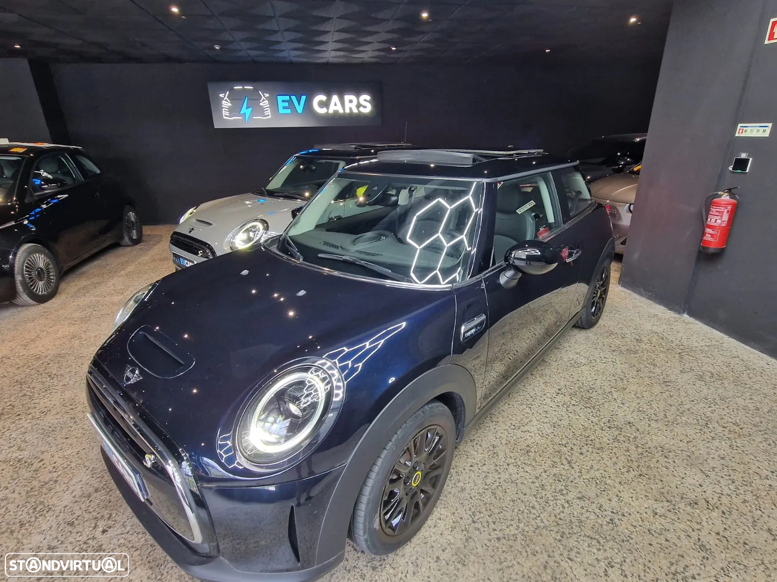 MINI 3 Portas Cooper SE Camden Edition - 8