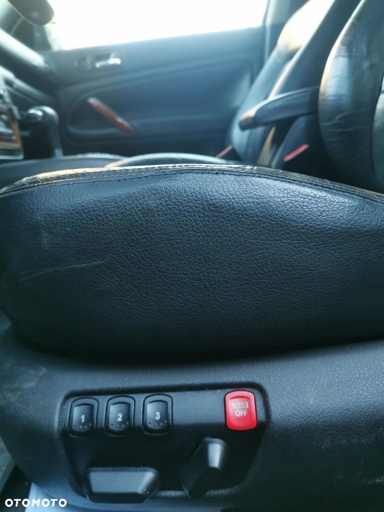 Volkswagen Passat - 11