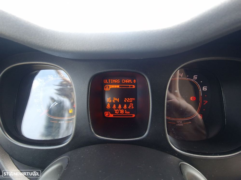 Fiat Panda 1.2 Lounge S&S - 32