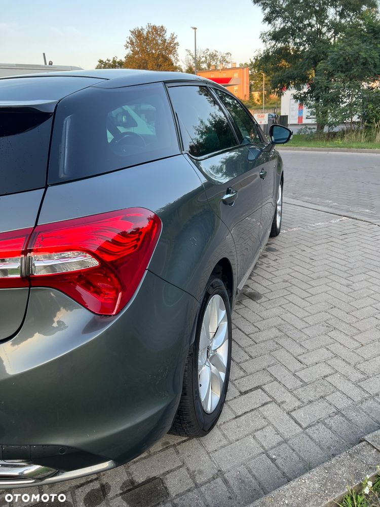 Citroën DS5 2.0 HDi Hybrid4 Pure Pearl MCP - 27