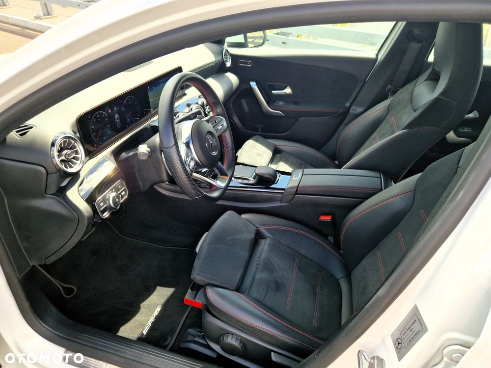 Mercedes-Benz Klasa A 250 AMG Line 7G-DCT - 13