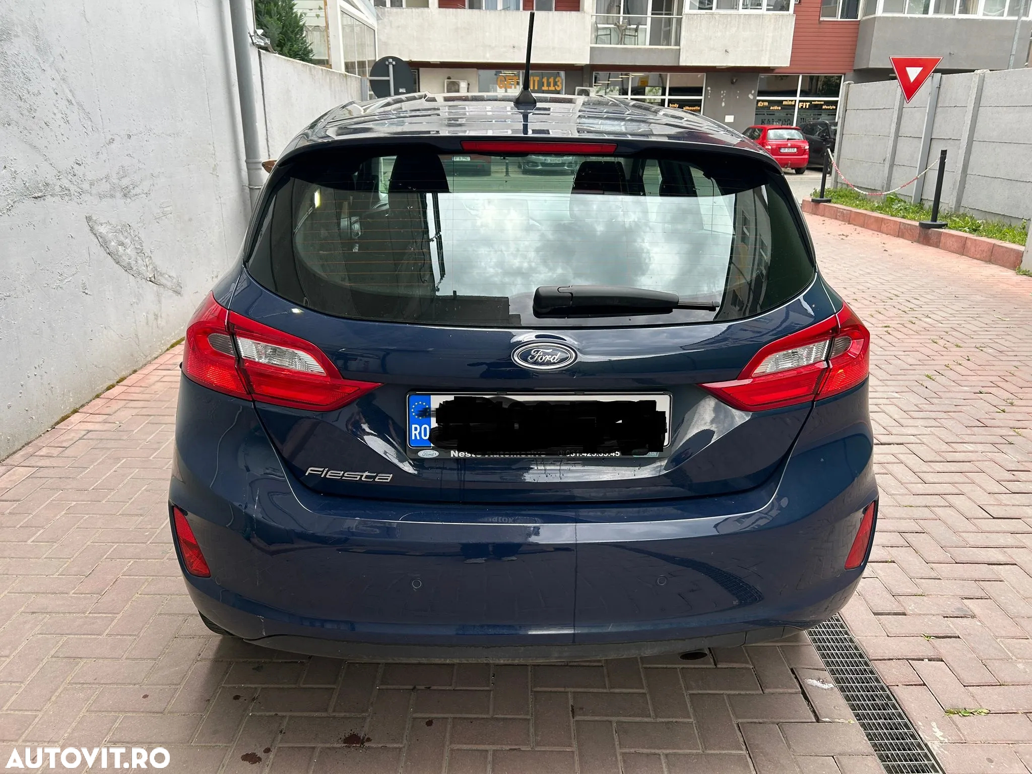 Ford Fiesta 1.0 EcoBoost Trend - 4