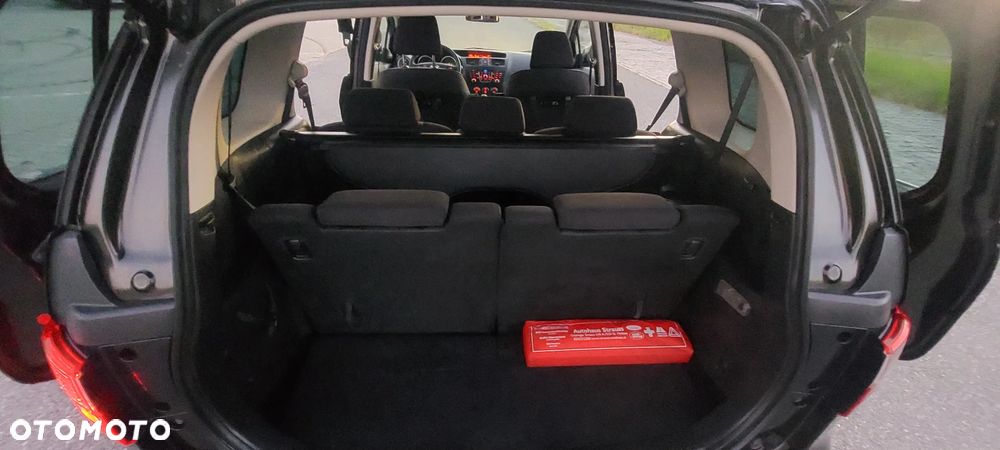 Mazda 5 2.0 MZR-DISI i-stop Business-Line - 36