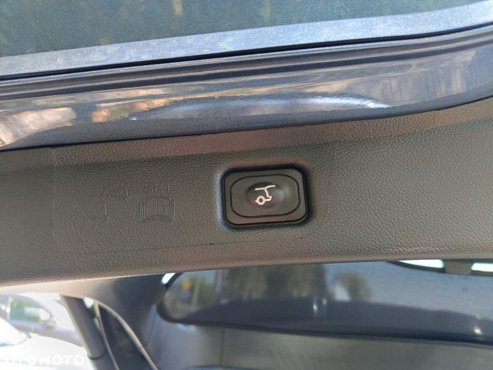 Ford S-Max - 22