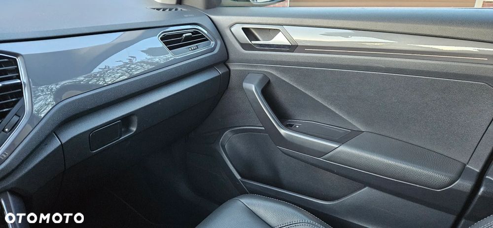 Volkswagen T-Roc 1.5 TSI ACT OPF DSG IQ.DRIVE - 29