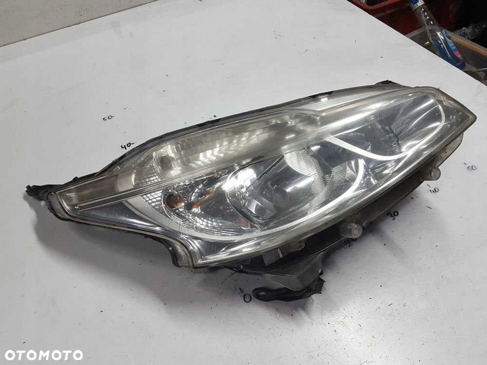 PEUGEOT 208 I 12-14r LAMPA PRAWA PRZÓD ANGLIK - 3