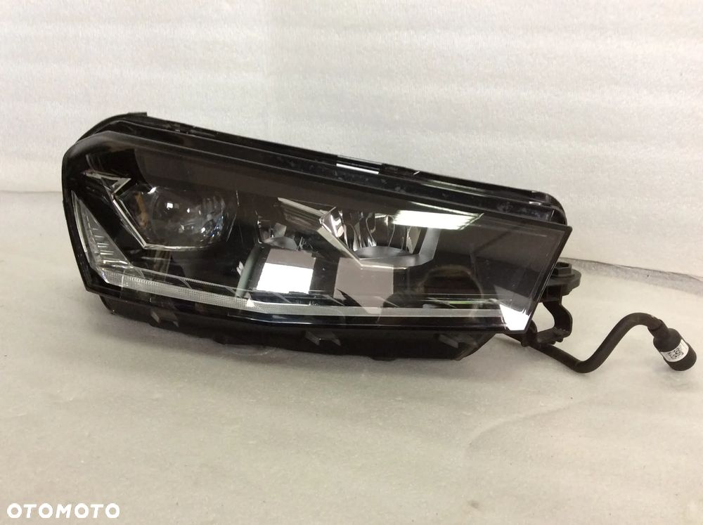 REFLEKTOR LAMPA PRZÓD SKODA FABIA 2012- 6VB941016B FULL LED