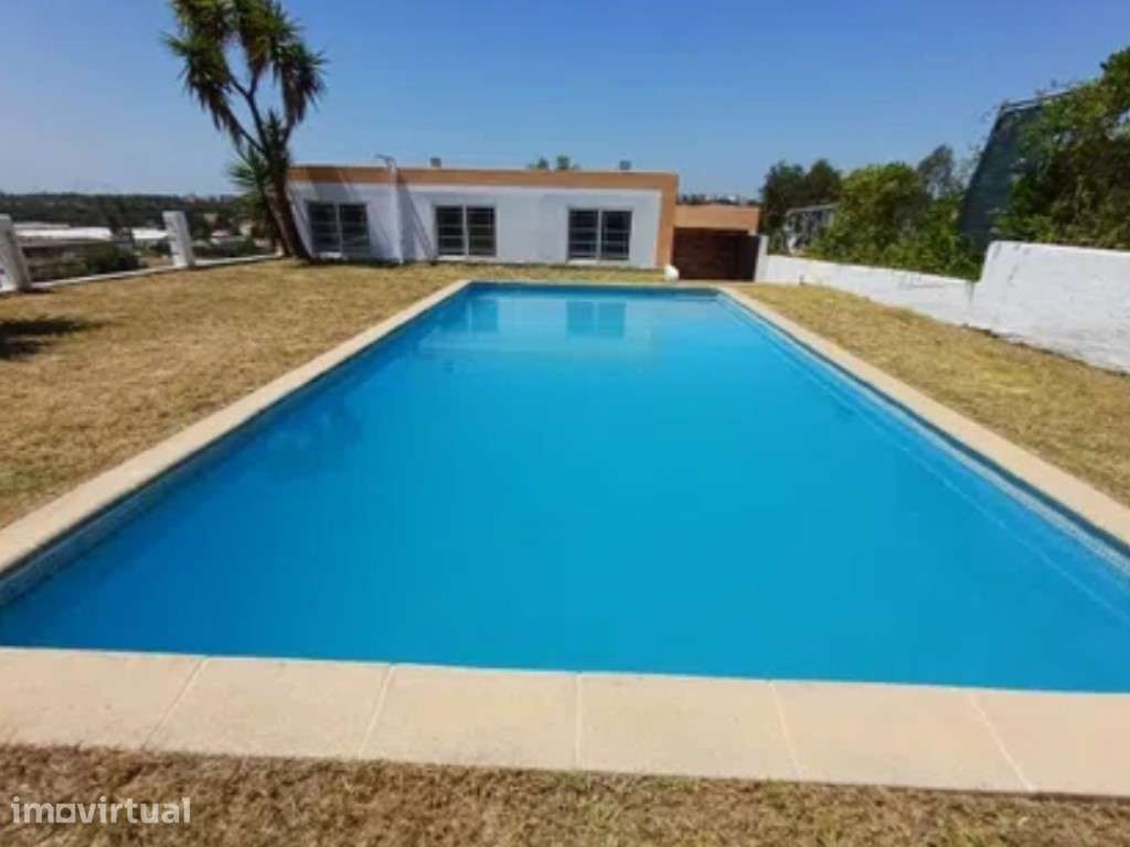 Moradia T4 com Piscina na Quinta da Serralheira - Setúbal - Grande imagem: 4/20