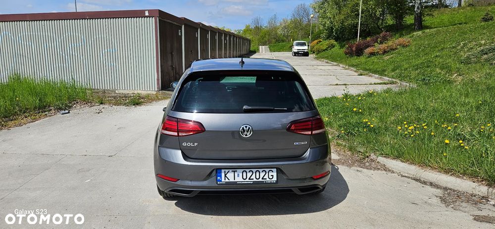 Volkswagen Golf 1.5 TSI BMT Trendline - 4
