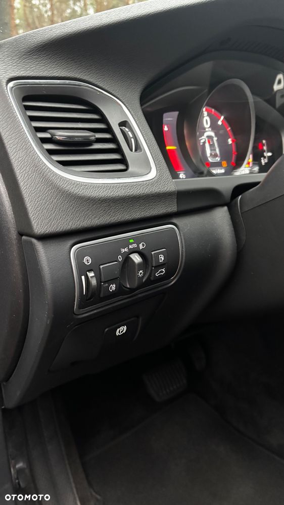 Volvo V60 D2 Drive-E Kinetic - 9