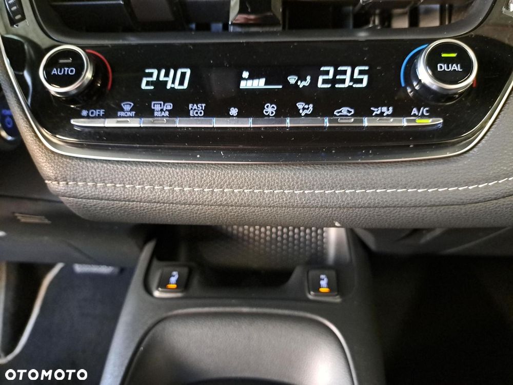 Toyota Corolla 1.8 Hybrid Comfort - 25