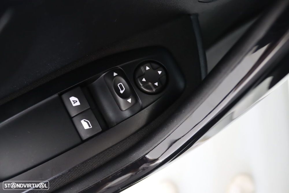 Peugeot 208 Van 1.5 BlueHDi - 16