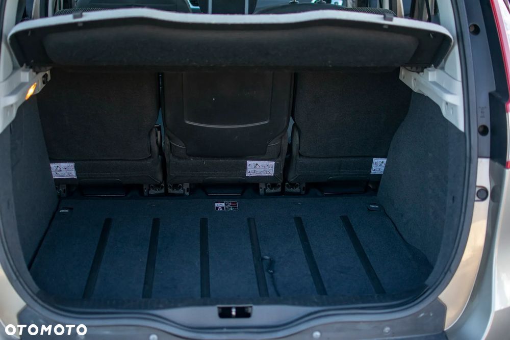 Renault Scenic - 33