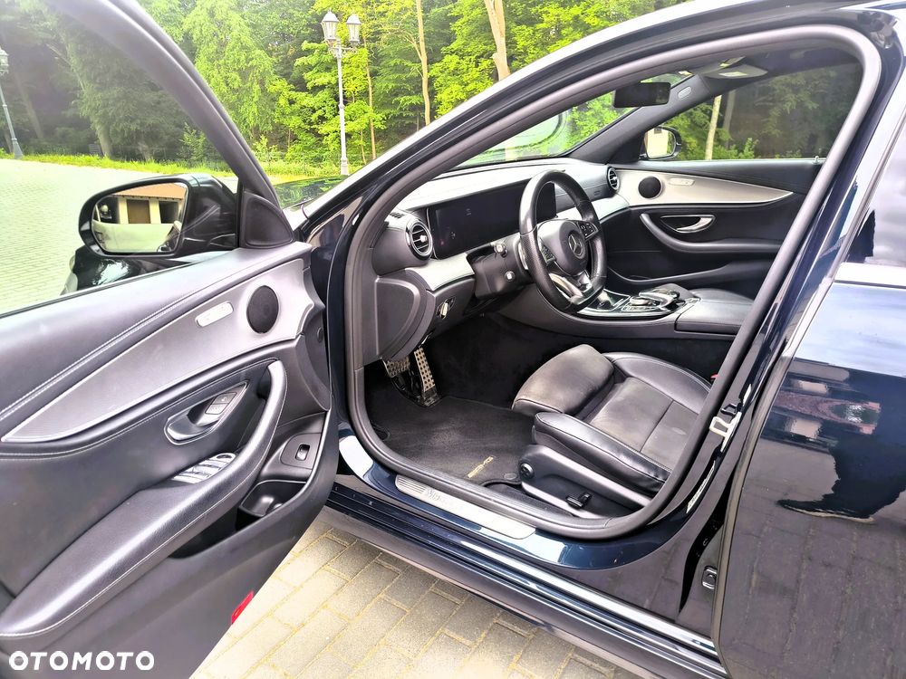 Mercedes-Benz Klasa E 220 d 9G-TRONIC - 8