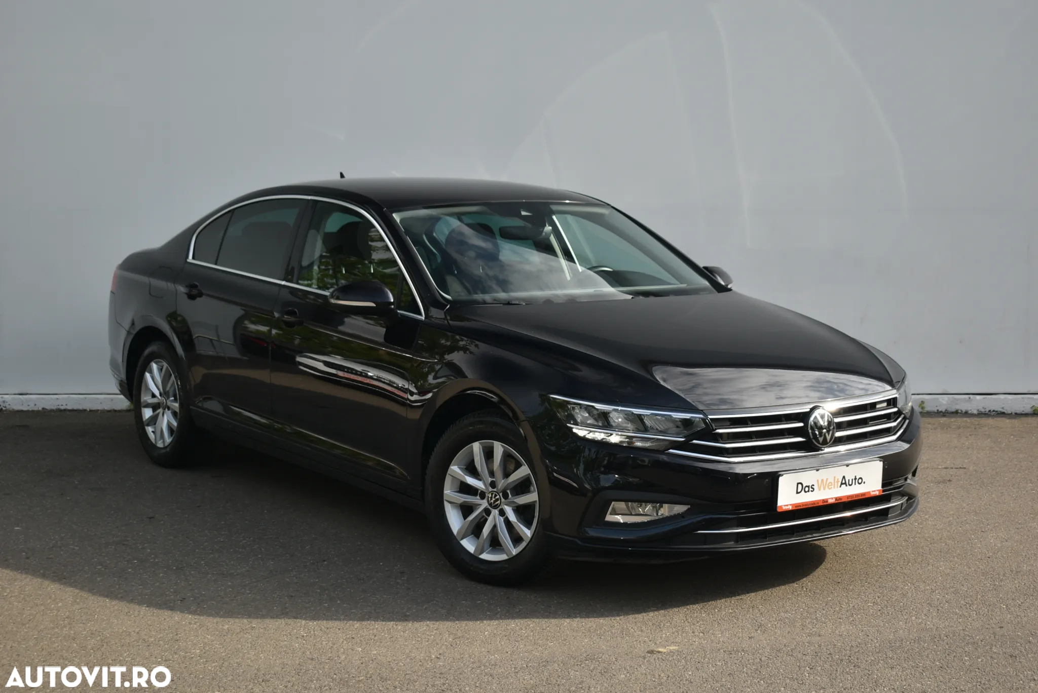 Volkswagen Passat 2.0 TDI DSG Comfortline - 12