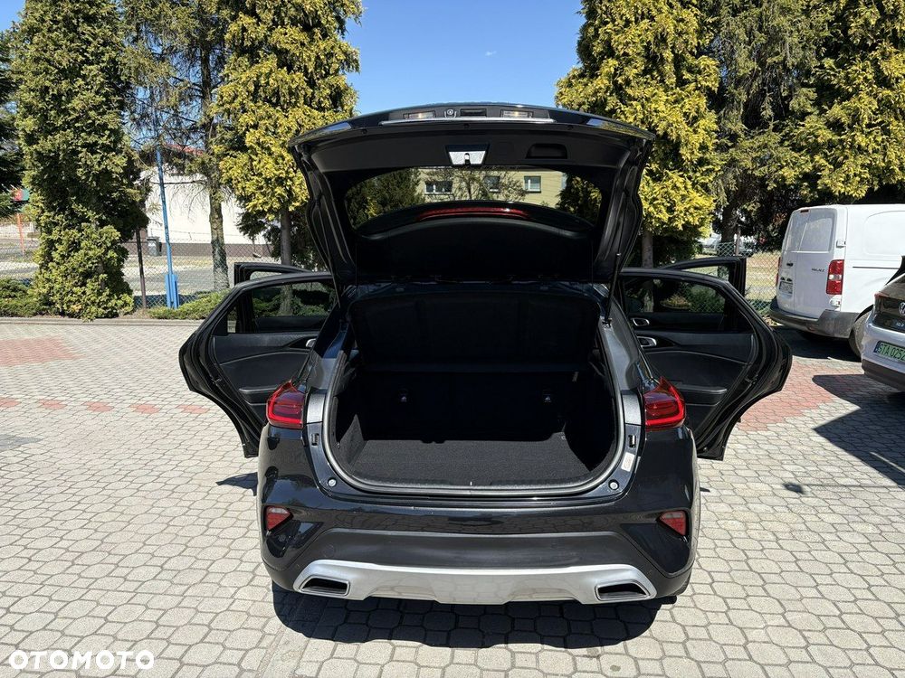Kia XCeed 1.5 T-GDI L Business Line - 33