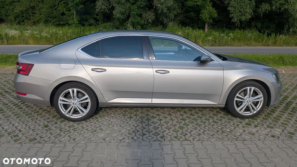 Skoda Superb 1.4 TSI ACT Ambition - 6
