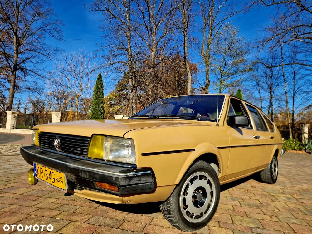 Volkswagen Passat - 19