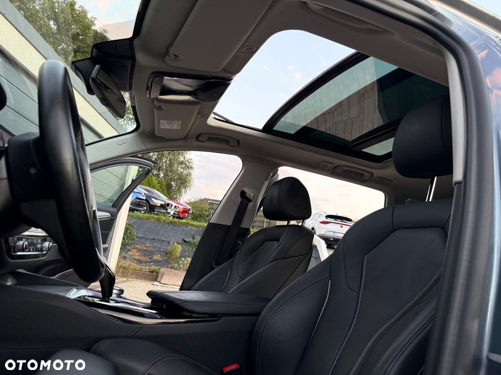 BMW Seria 5 520d Luxury Line sport - 34