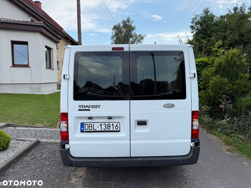 Ford Transit - 4