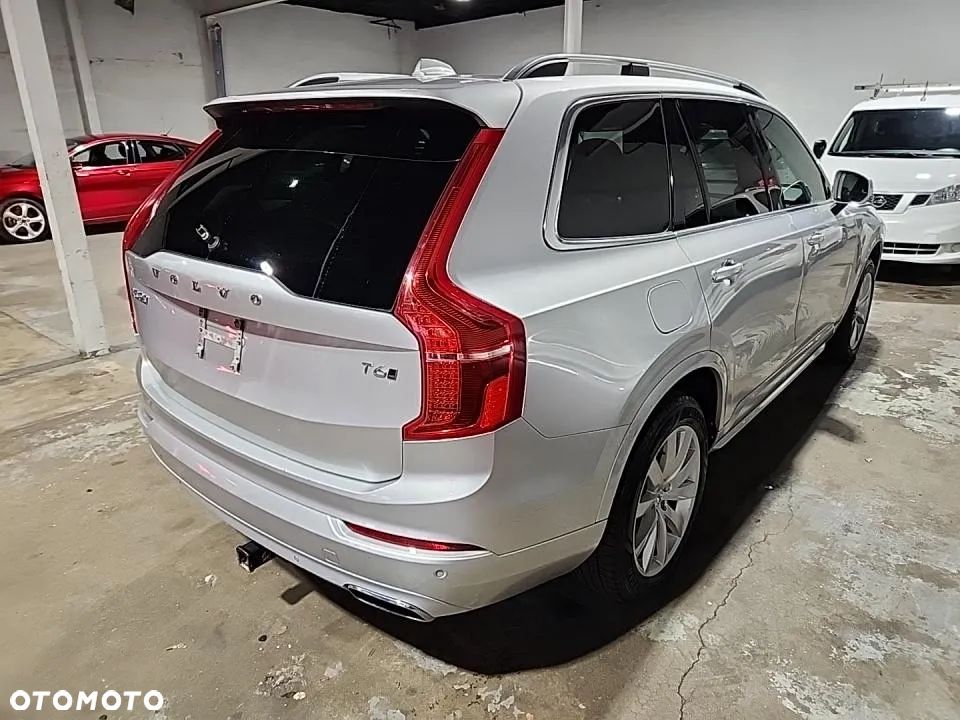 Volvo XC 90 T6 AWD Geartronic Momentum - 4