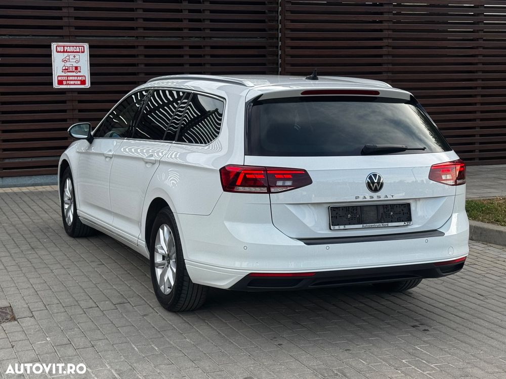 Volkswagen Passat 2.0 TDI DSG Comfortline - 8