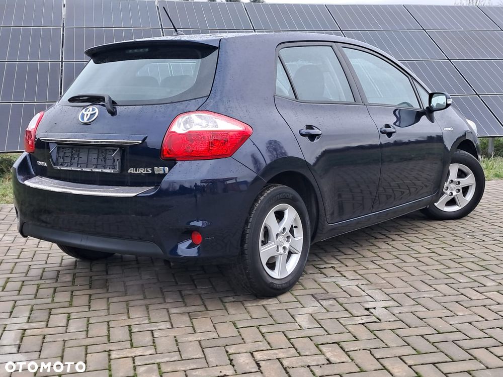 Toyota Auris - 4