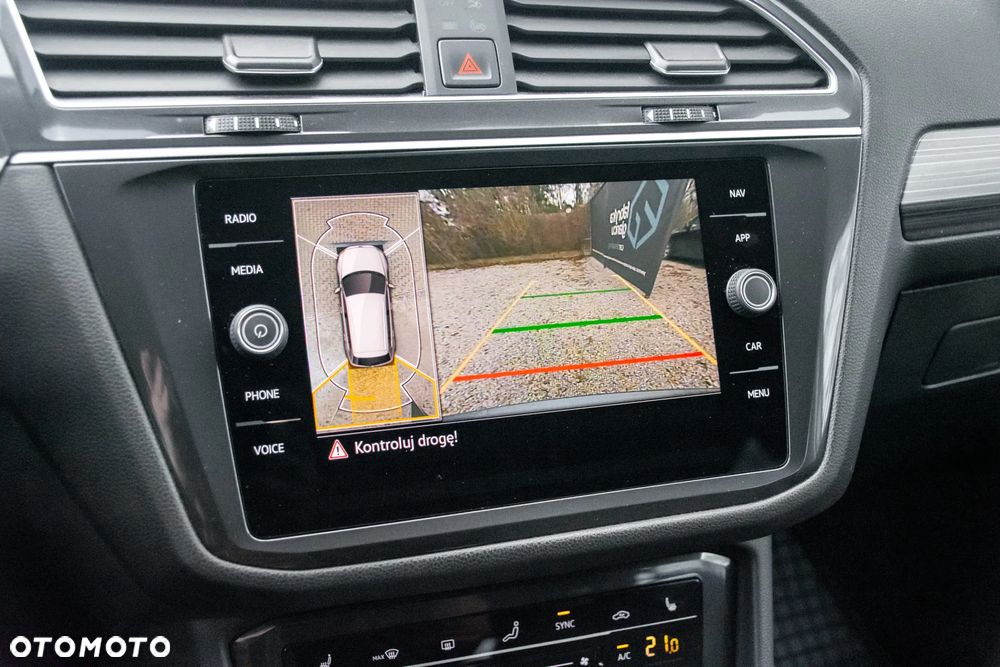 Volkswagen Tiguan 2.0 TSI 4Mot Elegance DSG - 9