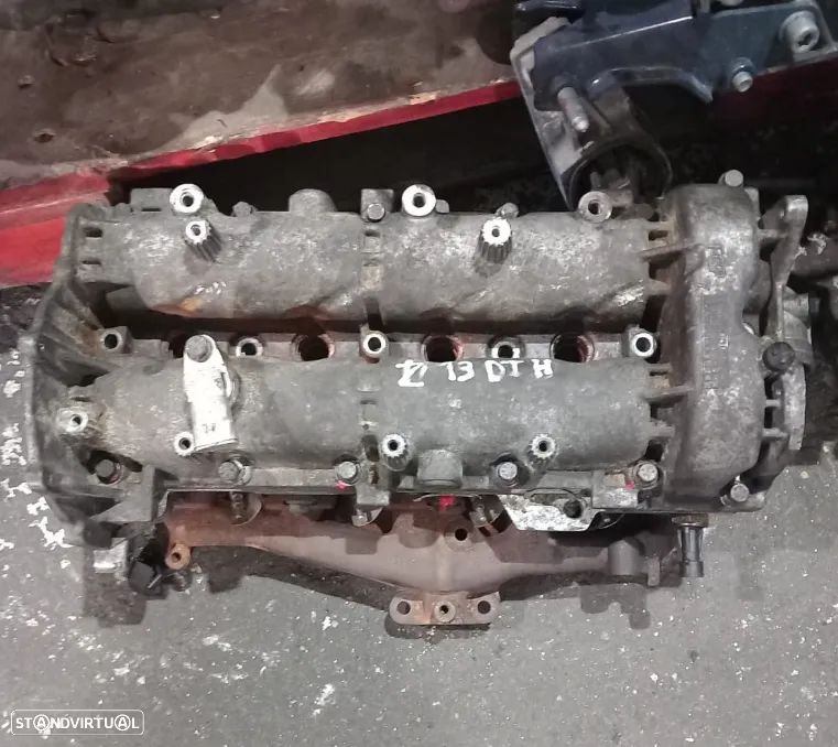 Cabeça de motor Colaça Motor Opel Corsa D/ Astra H 1.3 Cdti Ref. Z13DTH - 1
