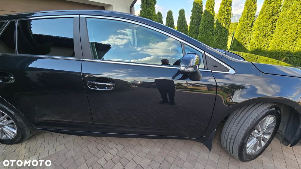 Toyota Avensis - 20