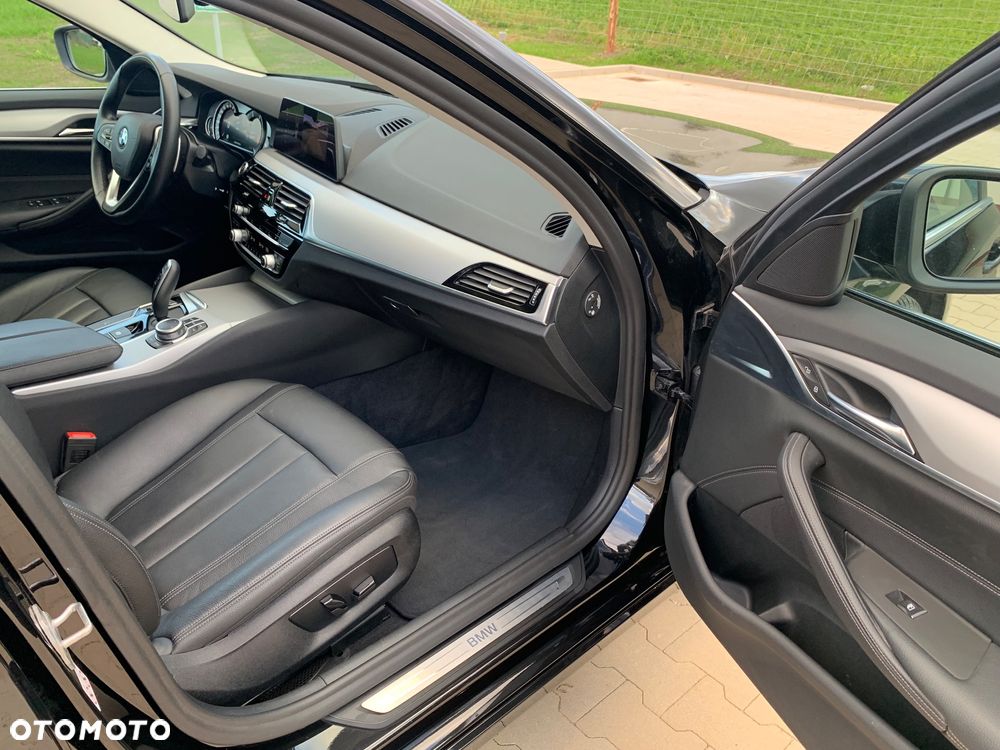 BMW Seria 5 - 32